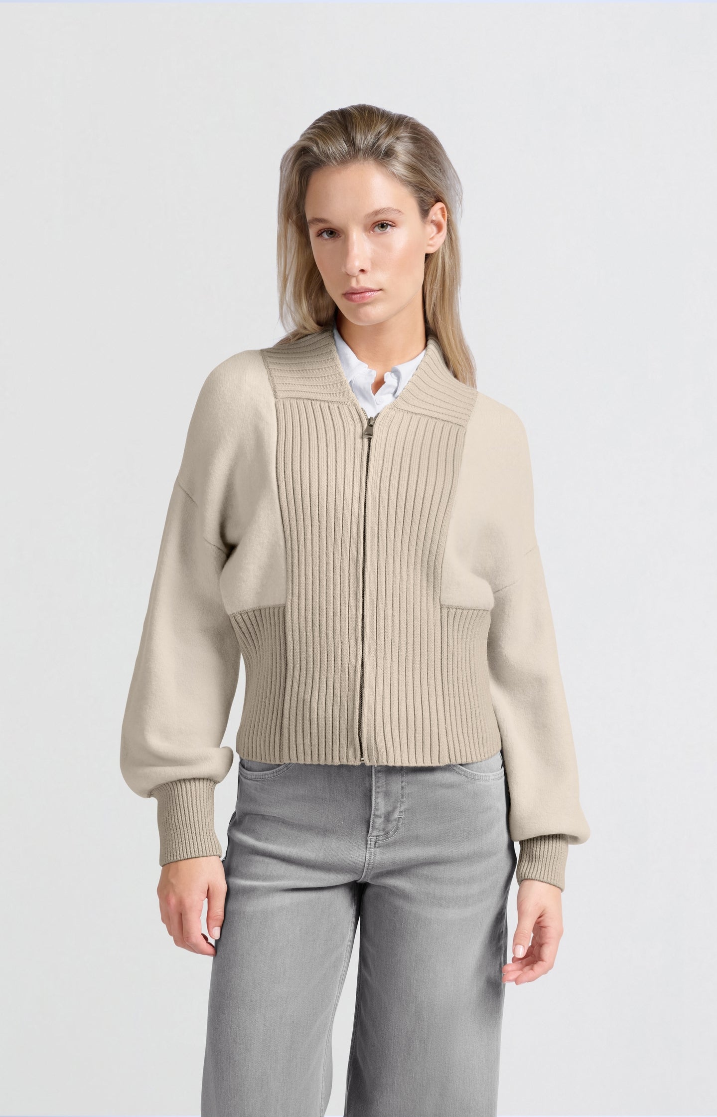 Knitted bomber jacket with zipper and ribbed details