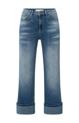 Mid waist denim with rolled-up hem - Type: product