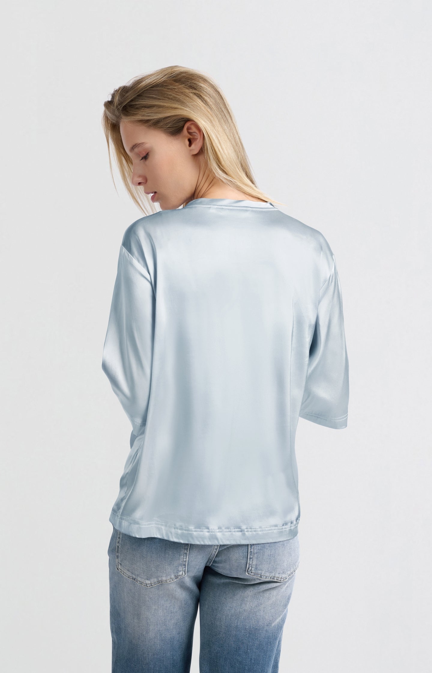 Satin oversized T-shirt with round neckline