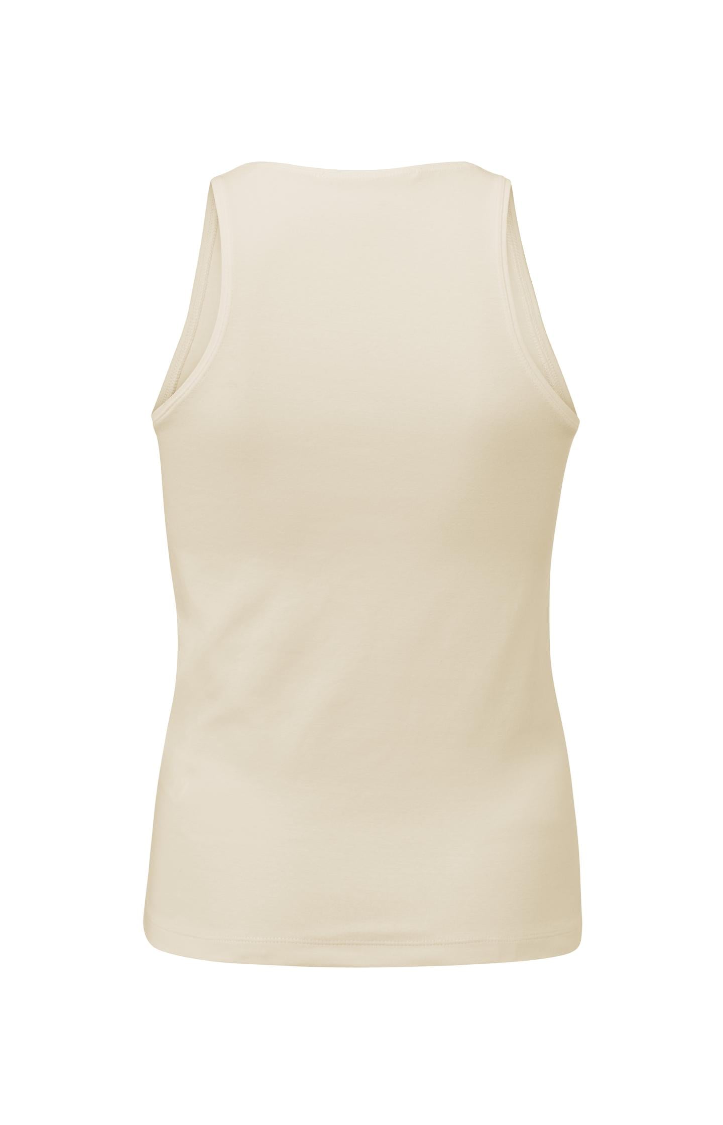 Sleeveless halter top with fitted fit