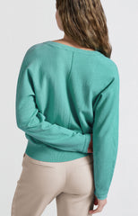 Soft sweater with V-neck and batwing sleeves - Type: lookbook