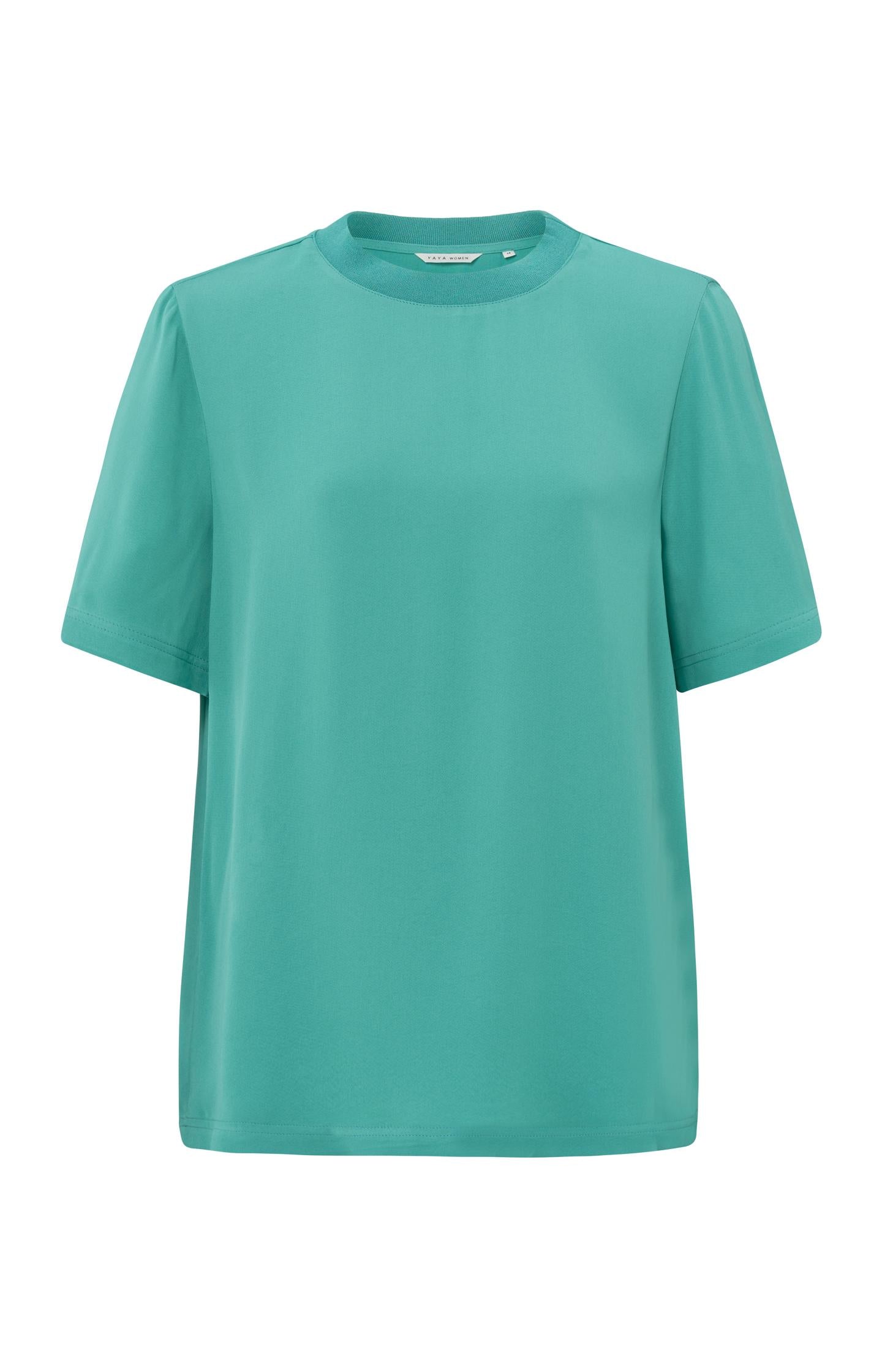 Soft woven T-shirt with round neck and short sleeves - Type: product