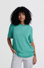 Soft woven T-shirt with round neck and short sleeves - Type: lookbook