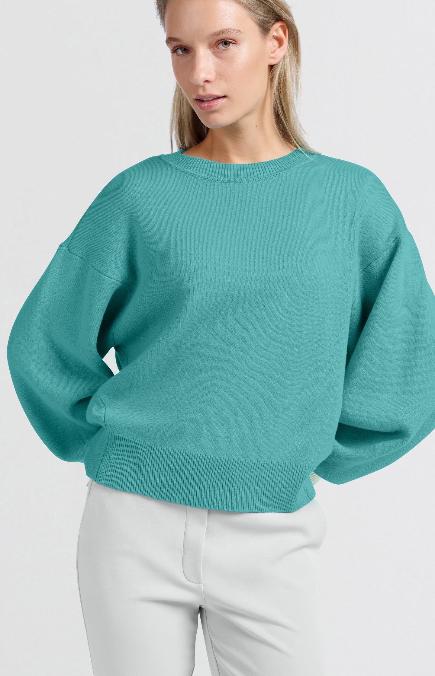 Sweater with round neck and contrasting trim details