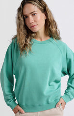 Sweater with round neck and raglan sleeves