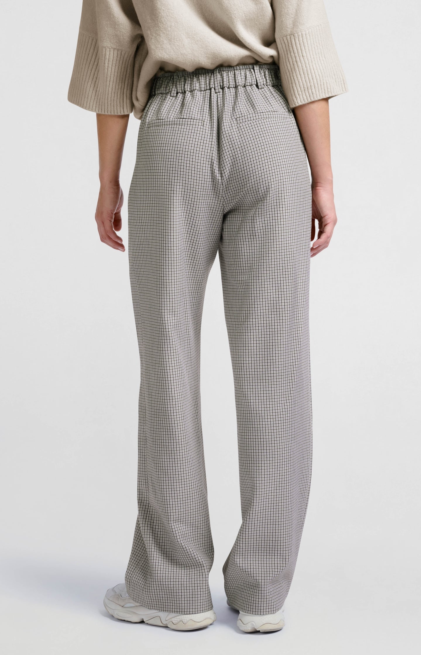 Woven trousers with check pattern and wide legs